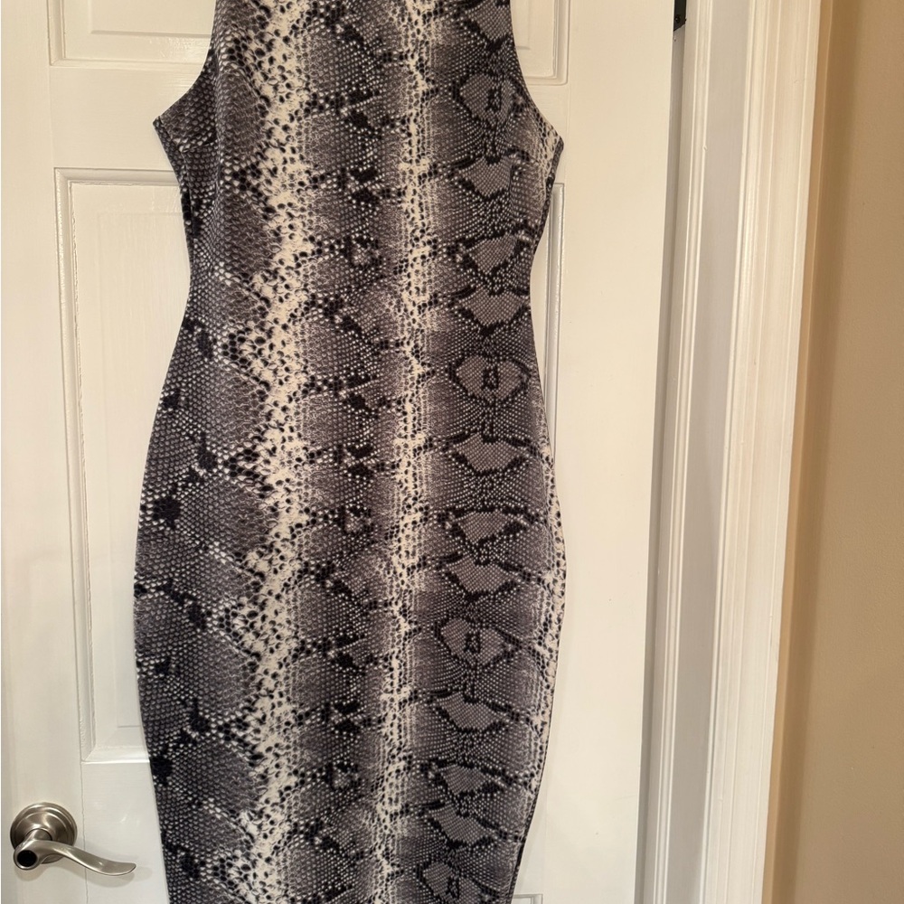 Elizabeth and James Gray Black Halter Bodycon Dress